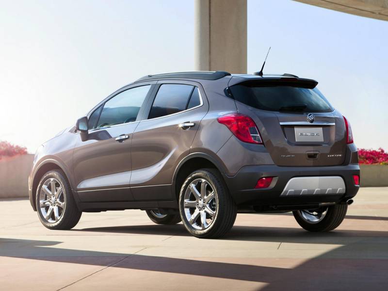 Comparison Buick Encore Premium 2015 vs Jeep Compass High